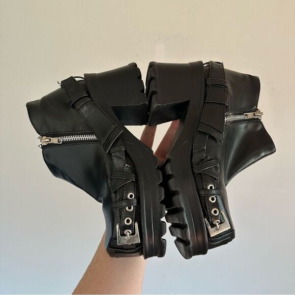 Demonia Black Vintage Y2k Goth Vegan Leather Platform Pirate Lugged Ankle Boots - Picture 8 of 10